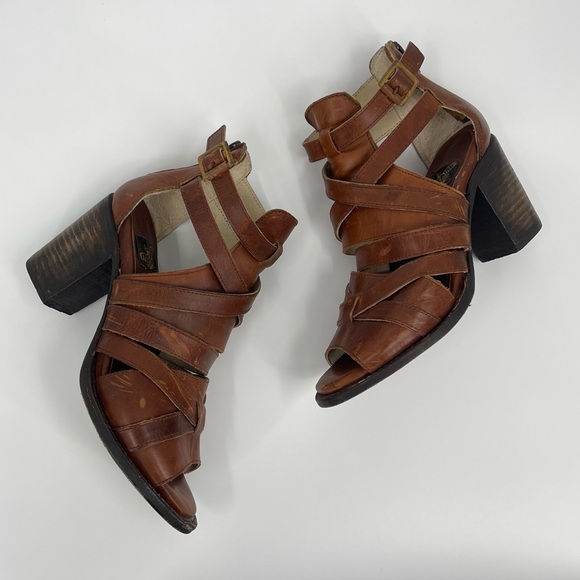 Freebird Claw Cognac Heeled Sandals Size 9 - Picture 3 of 10